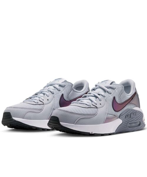 NIKE(ナイキ)の「ナイキ エア マックス エクシー プレミアム ウィメンズシューズ / Nike Air Max Excee Premium Women's Shoes IV5364-001 Pure Platinum(スニーカー・レディース・プラチナム・22.5/23/23.5/24/24.5/25/25.5)」の5枚目の写真