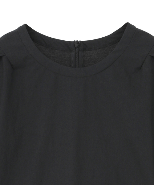 martinique(マルティニーク)の「パフショルダーコンビプルオーバー(Tシャツ/カットソー・レディース・ホワイト/ブラック/ブラウン・FREE)」の5枚目の写真