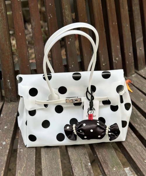LA VORAGINE(ラ ヴォラジネ)の「ジェリートートバッグjelly bag(トートバッグ・レディース・ブルー/Black/ブラック系・M)」の12枚目の写真