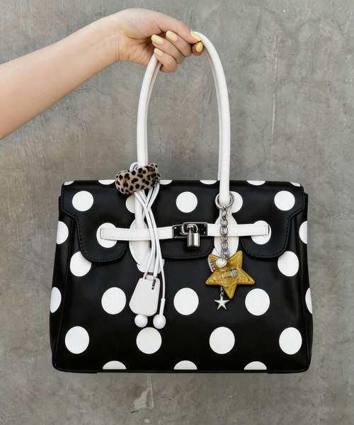 LA VORAGINE(ラ ヴォラジネ)の「ジェリートートバッグjelly bag(トートバッグ・レディース・ブルー/Black/ブラック系・M)」の17枚目の写真
