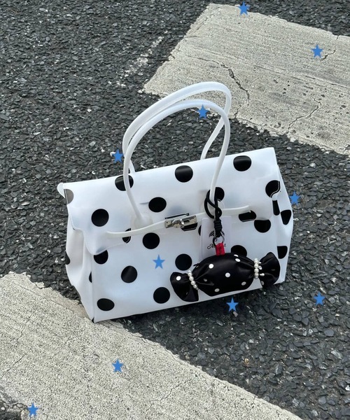 LA VORAGINE(ラ ヴォラジネ)の「ジェリートートバッグjelly bag(トートバッグ・レディース・ブルー/Black/ブラック系・M)」の10枚目の写真