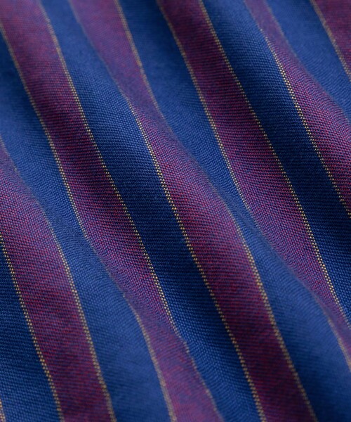 BROOKS BROTHERS(ブルックスブラザーズ)の「オックスフォード シーズナルパターン フライデーシャツ(シャツ/ブラウス・メンズ・ホワイト/ネイビー/ストライプ/ラベンダー/バーガンディー・MEDIUM/X-LARGE/LARGE/SMALL)」の17枚目の写真