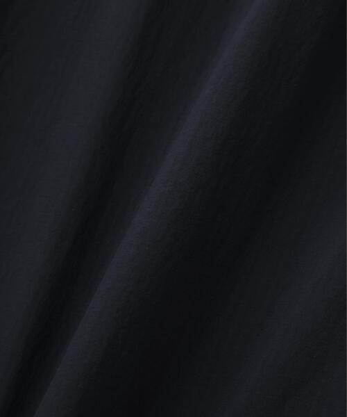 MARGARET HOWELL（マーガレットハウエル）の「RECYCLED NYLON LIGHTWEIGHT RIP STOP BLOUSON（ブルゾン・レディース・ネイビー系1/グレー系その他・2）」の3枚目の写真