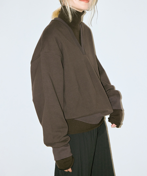 CITYSHOP(シティーショップ)の「《追加3》V-NECK スウェット(スウェット・レディース・ブラウン/グレー・FREE)」の10枚目の写真