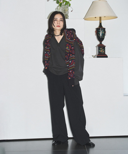 CITYSHOP(シティーショップ)の「《追加3》V-NECK スウェット(スウェット・レディース・ブラウン/グレー・FREE)」の14枚目の写真