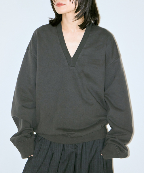 CITYSHOP(シティーショップ)の「《追加3》V-NECK スウェット(スウェット・レディース・ブラウン/グレー・FREE)」の16枚目の写真
