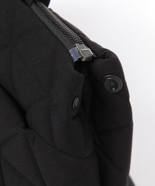 THE NORTH FACE(ザノースフェイス)の「【THE NORTH FACE(ザ・ノース・フェイス)】Geo face Box tote(ハンドバッグ・レディース・アイボリー/ブラック・FREE)」の8枚目の写真