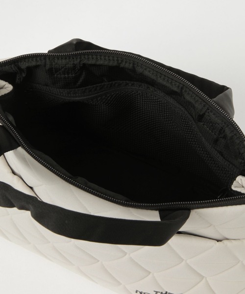 THE NORTH FACE(ザノースフェイス)の「【THE NORTH FACE(ザ・ノース・フェイス)】Geo face Box tote(ハンドバッグ・レディース・アイボリー/ブラック・FREE)」の15枚目の写真