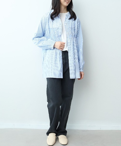 MB mint breeze（エムビーミントブリーズ）の「【WEB限定】【大きいサイズ】胸元シャーリングシャツ（シャツ/ブラウス・レディース・ネイビー/ベージュ/ブルーグレー・LL/4L/3L/6L/5L）」の8枚目の写真