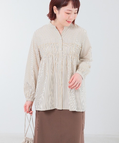 MB mint breeze（エムビーミントブリーズ）の「【WEB限定】【大きいサイズ】胸元シャーリングシャツ（シャツ/ブラウス・レディース・ネイビー/ベージュ/ブルーグレー・LL/4L/3L/6L/5L）」の14枚目の写真