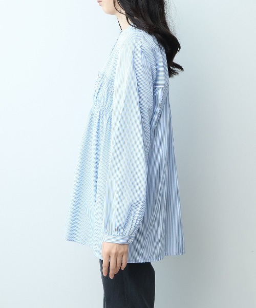 MB mint breeze（エムビーミントブリーズ）の「【WEB限定】【大きいサイズ】胸元シャーリングシャツ（シャツ/ブラウス・レディース・ネイビー/ベージュ/ブルーグレー・LL/4L/3L/6L/5L）」の17枚目の写真