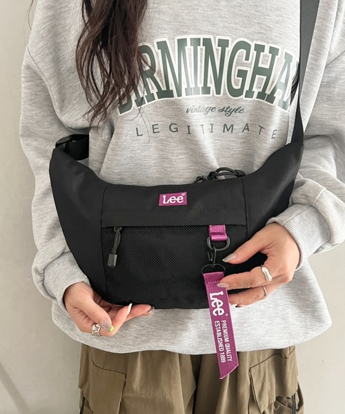 Lee(リー)の「Lee.撥水ポリエステル ラウンドショルダーバッグ.ミニショルダー(ショルダーバッグ・レディース・ブラック×グリーン/ブラック×ブラック/ブラック×ピンク/ブラック×パープル/ブラック×ホワイト・FREE)」の3枚目の写真