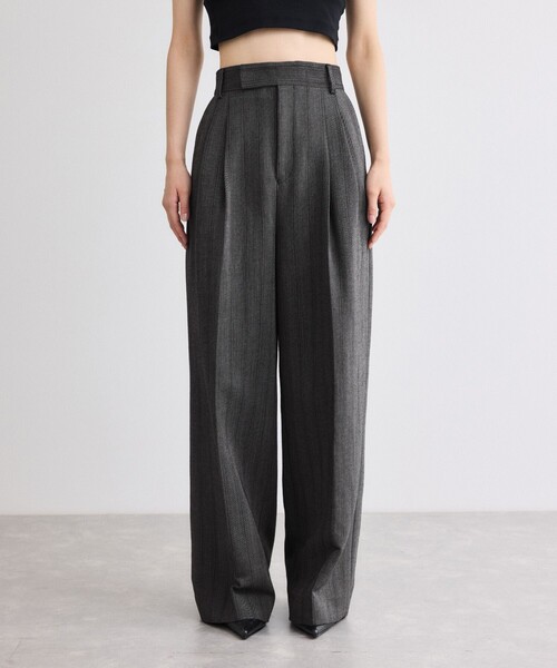 ADAM ET ROPE'（アダムエロペ）の「【EMOELLE】タックパンツ（スラックス・レディース・チャコールグレー・36/38）」の7枚目の写真