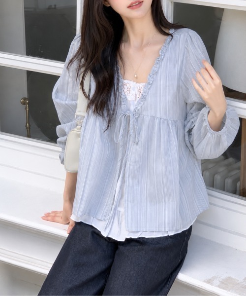 Amulet(アミュレット)の「フリルドッキングストライプブラウス(シャツ/ブラウス・レディース・ネイビー/ブルー・M/L/XL)」の17枚目の写真