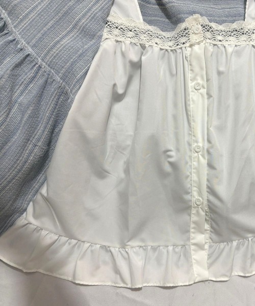 Amulet(アミュレット)の「フリルドッキングストライプブラウス(シャツ/ブラウス・レディース・ネイビー/ブルー・M/L/XL)」の10枚目の写真