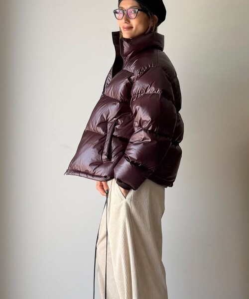 Demi-Luxe BEAMS(デミルクス ビームス)の「【別注】エディター坪田あさみ × WOOLRICH × Demi-Luxe BEAMS / パッカブル コクーン ダウンブルゾン(ブルゾン・レディース・パープル/ダークブラウン・ONE SIZE)」の3枚目の写真
