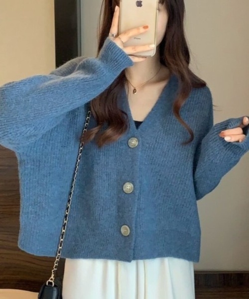 Beststore(ベストストア)の「【6色展開】ふんわりやわらかニットカーディガン シンプルで着回し力抜群!Vネックショート丈カーディガン秋冬(カーディガン/ボレロ・レディース・ブラック/アイボリー/キャメル/ブルー/ベージュ/グリーン・FREE)」の19枚目の写真