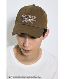 AZUL BY MOUSSY（アズールバイマウジー）の「【REEBOK×AZUL】ラインストーンキャップ 秋服 冬服【ユニセックス】（キャップ）」