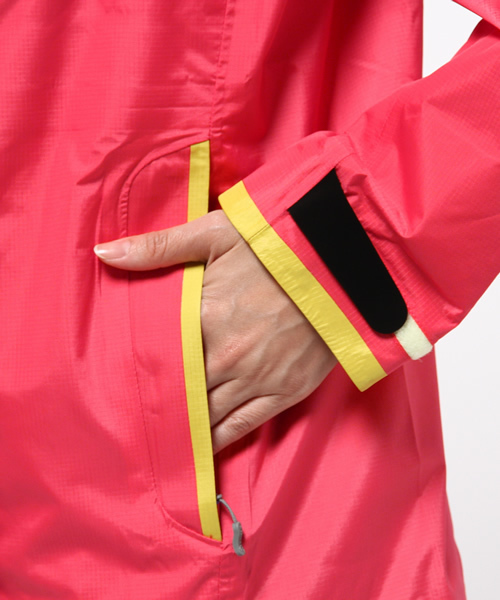 AIGLE（エーグル）の「MTD レインスーツ（ナイロンジャケット・レディース・ブルー/イエロー/オレンジ・S/M）」の18枚目の写真