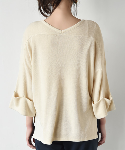 Luz Llena (philter)（ラズレナ　フィルター）の「袖折り返しハイゲージVネックニット（ニット/セーター・レディース・ネイビー/グレー/オフホワイト・MEDIUM）」の12枚目の写真