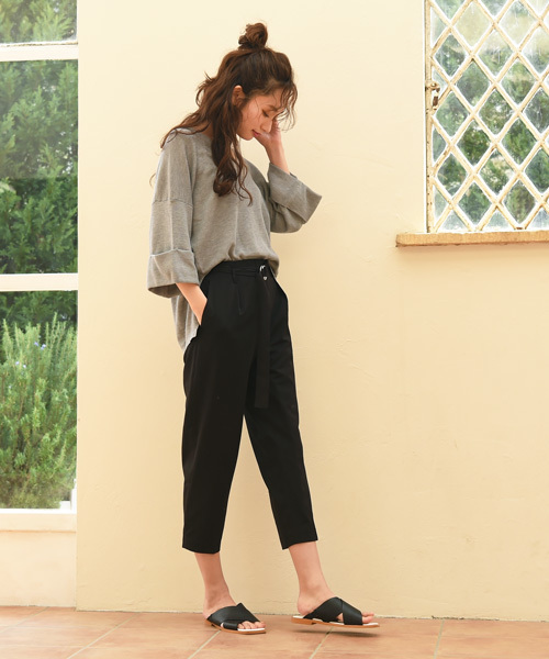 Luz Llena (philter)（ラズレナ　フィルター）の「袖折り返しハイゲージVネックニット（ニット/セーター・レディース・ネイビー/グレー/オフホワイト・MEDIUM）」の20枚目の写真