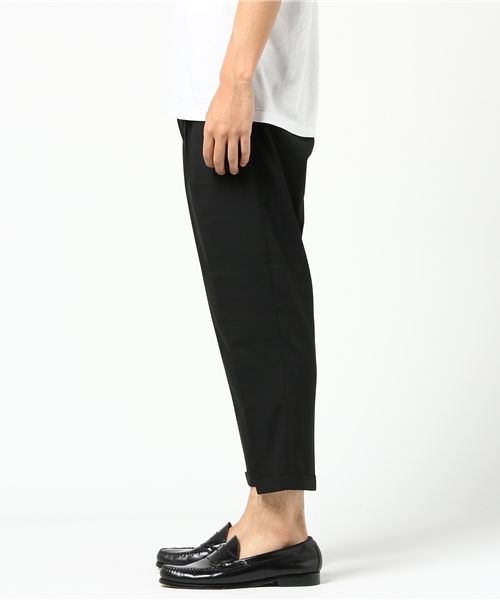 AMERICAN RAG CIE（アメリカンラグシー）の「TR ８分丈 定番クロップド スラックス（スラックス・メンズ・トップグレー/ブラック/カーキ・1/2）」の4枚目の写真