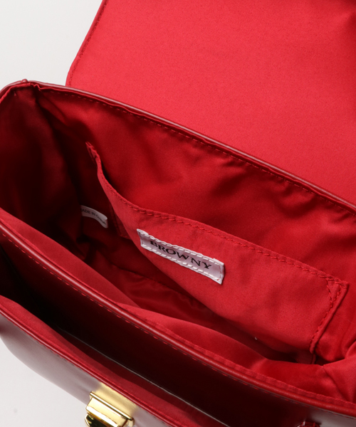 WEGO（ウィゴー）の「WEGO/ファーポンポン付フラップショルダーバッグ（ショルダーバッグ・レディース・ブラック/ワイン/その他1/ブラウン・FREE）」の5枚目の写真