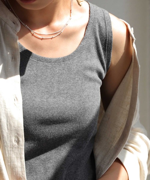 antiqua(アンティカ)の「リブタンクトップ(タンクトップ・レディース・チャコールグレー/ネイビー/杢グレー/ブラック×ホワイト/オートミール/カーキ/ホワイト/ブラック・FREE)」の5枚目の写真