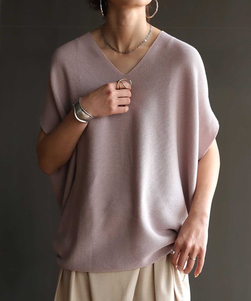 antiqua(アンティカ)の「ガーター編みコクーンニット(ニット/セーター・レディース・ブラック/ベージュ/オフホワイト/パープル/ベージュ系その他/ローズ/レッド/ブラウン/グリーン系その他/ブラウン系その他/ピンク系その他/ブルー系その他/ブラウン系その他2/マスタード/グリーン/ネイビー/ブルー/イエロー系その他・FREE)」の16枚目の写真