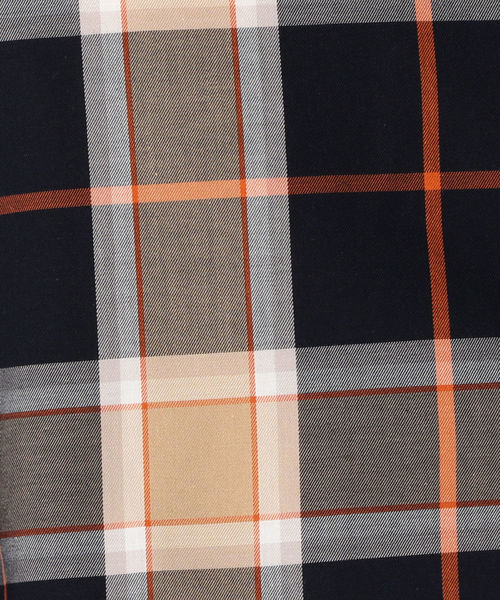 SHIPS（シップス）の「SU: ビッグ チェック レギュラーカラー 7スリーブシャツ（シャツ/ブラウス・メンズ・ベージュ/レッド/オレンジ/オリーブ・SMALL/MEDIUM/LARGE/X-LARGE）」の8枚目の写真