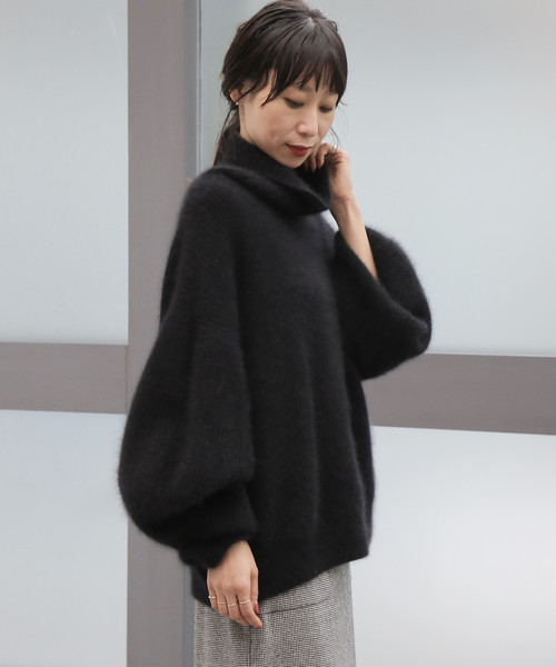 Tiara（ティアラ）の「ラクーンMIX片畦タートルニット（ニット