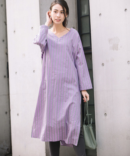 Munich（ミューニック）の「イタリア製シルクレーヨンストライプＶネックシャツワンピース（シャツワンピース・レディース・ベージュ/ネイビー/ピンク/ラベンダー・FREE）」の4枚目の写真