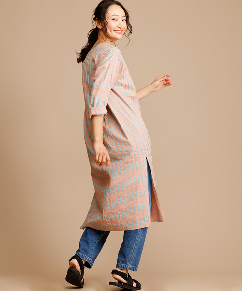 Munich（ミューニック）の「イタリア製シルクレーヨンストライプＶネックシャツワンピース（シャツワンピース・レディース・ベージュ/ネイビー/ピンク/ラベンダー・FREE）」の6枚目の写真