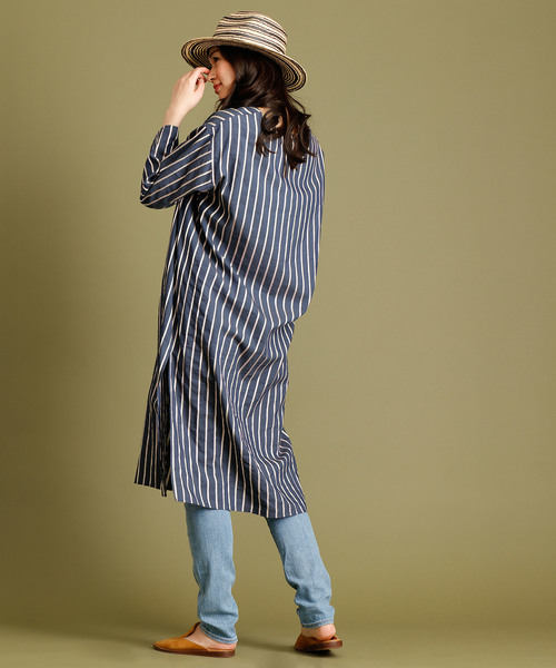 Munich（ミューニック）の「イタリア製シルクレーヨンストライプＶネックシャツワンピース（シャツワンピース・レディース・ベージュ/ネイビー/ピンク/ラベンダー・FREE）」の21枚目の写真