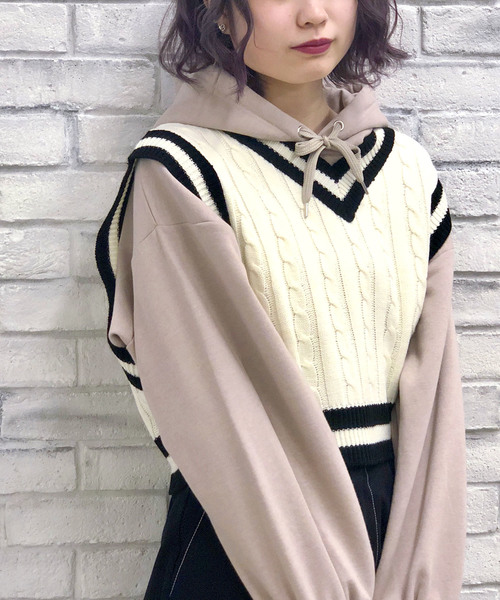 WEGO(ウィゴー)の「WEGO/ショートチルデンベスト(ベスト・レディース・ブラック/ホワイト/ダークグリーン/ベージュ・FREE)」の2枚目の写真