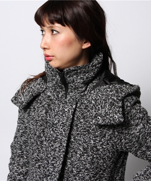 AZUL by moussy（アズールバイマウジー）の「ループツイードフード付 