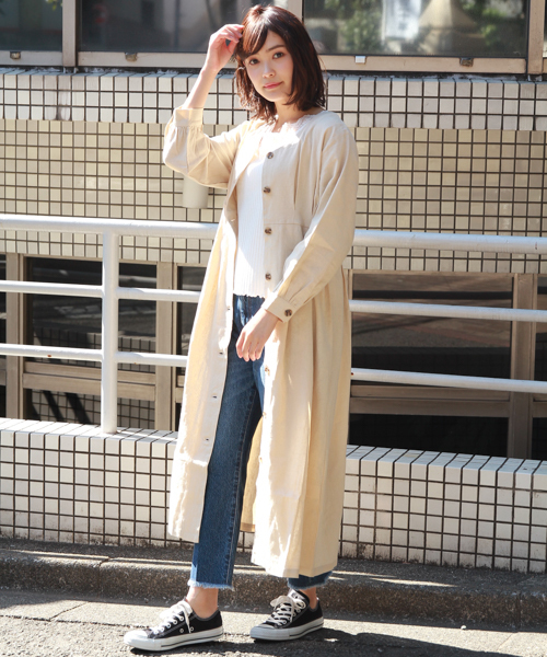 apres jour(アプレジュール)の「Vボタンリネン混ワンピース【ZOZOTOWN限定アイテム】(ワンピース・レディース・ベージュ/ラベンダー・フリー)」の6枚目の写真