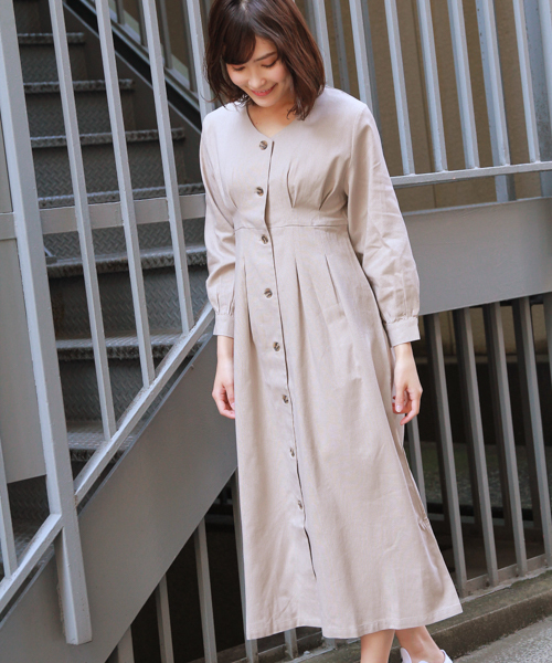 apres jour(アプレジュール)の「Vボタンリネン混ワンピース【ZOZOTOWN限定アイテム】(ワンピース・レディース・ベージュ/ラベンダー・フリー)」の9枚目の写真