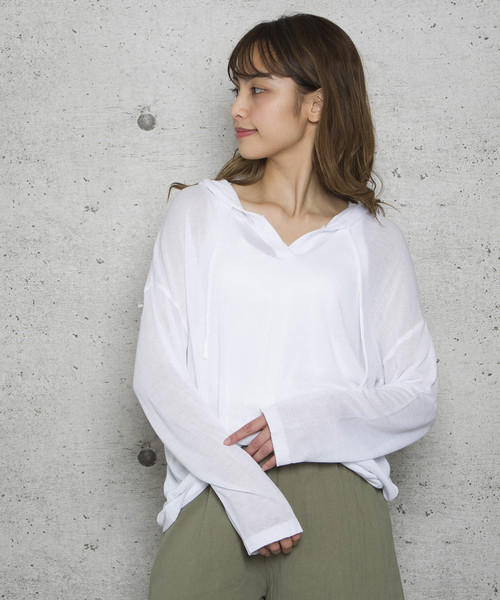 LUGG NAGG(ラグナグ)の「【Jewelobe/ ジュエローブ】シアールーズニットパーカー(パーカー・レディース・オフホワイト/イエロー/グリーン/オレンジ/ブラック・FREE)」の1枚目の写真