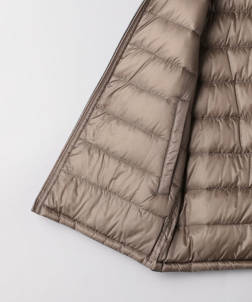 HERNO(ヘルノ)の「<HERNO(ヘルノ)> 2トーン ダウン ベスト■■■◆(ダウンベスト・メンズ・ブラック/ネイビー/ベージュ・48/50/44/52/46)」の14枚目の写真