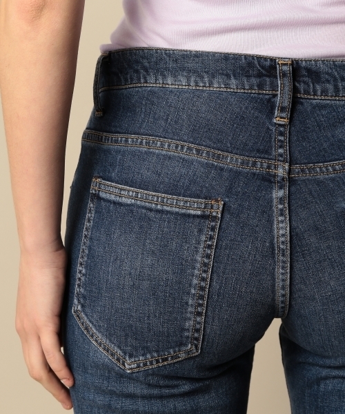 BEAUTY&YOUTH UNITED ARROWS（ビューティーアンドユースユナイテッドアローズ）の「BYBC デニムテーパードパンツ 2◆（デニムパンツ・レディース・コバルトブルー/ネイビー・SMALL/MEDIUM/LARGE）」の7枚目の写真