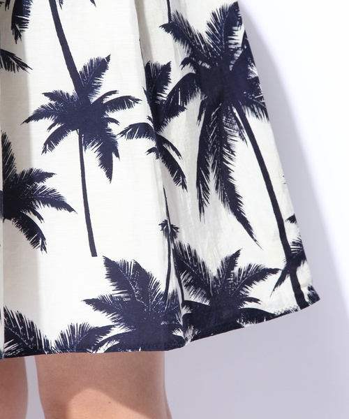 Language(ランゲージ)の「オリジナル ヤシの木 プリント ミニ ワンピース(ワンピース・レディース・アイボリー系/ブルー系/オレンジ系・38)」の11枚目の写真