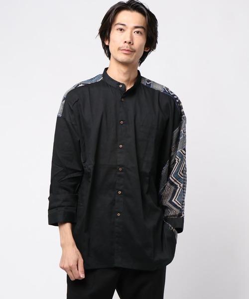 チャイハネ(チャイハネ)の「【チャイハネ】yul ジャガード×無地バンドカラーMEN'Sシャツ(シャツ/ブラウス・メンズ・ブラック/ベージュ/カーキ/ターコイズブルー・FREE)」の2枚目の写真