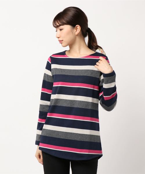 BELLUNA PLUS(ベルーナ)の「ふわふわ裏ファー素材ロングプルオーバー(Tシャツ/カットソー・レディース・ピンク/ターコイズブルー/グリーン/ボルドー/ブラック×グレー/ブラック系その他/グレー系その他/ベージュ系その他/ブルー系その他/イエロー×ブラック/ブラック系その他2/ブラック系その他3/チェリーピンク/ネイビー×ホワイト/グリーン系その他/ブラック/ブルー系その他2・MEDIUM/LARGE/X-LARGE)」の20枚目の写真