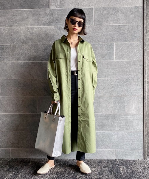 PAGEBOY（ページボーイ）の「ロングミリタリーシャツワンピース（ワンピース・レディース・カーキ/グレイッシュベージュ/ホワイト・FREE）」の22枚目の写真