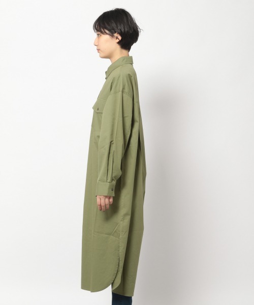 PAGEBOY（ページボーイ）の「ロングミリタリーシャツワンピース（ワンピース・レディース・カーキ/グレイッシュベージュ/ホワイト・FREE）」の17枚目の写真