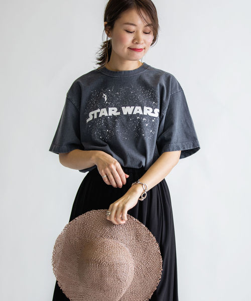 SHIPS(シップス)の「GOODSPEEDムービーTee◇(Tシャツ/カットソー・レディース・ブラック/ネイビー/オフホワイト/ダークグレー・ONE SIZE)」の4枚目の写真
