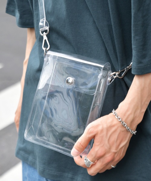kutir（クティール）の「クリアショルダーバッグ（ショルダーバッグ・メンズ・ホワイト/チャコールグレー/ライトブルー/ラベンダー・FREE）」の2枚目の写真
