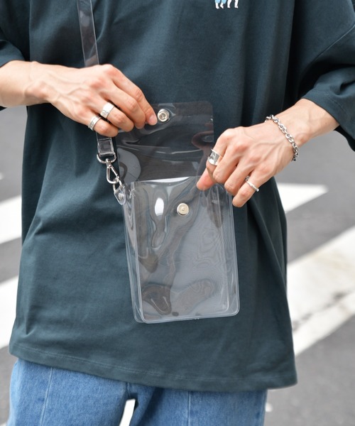 kutir（クティール）の「クリアショルダーバッグ（ショルダーバッグ・メンズ・ホワイト/チャコールグレー/ライトブルー/ラベンダー・FREE）」の13枚目の写真