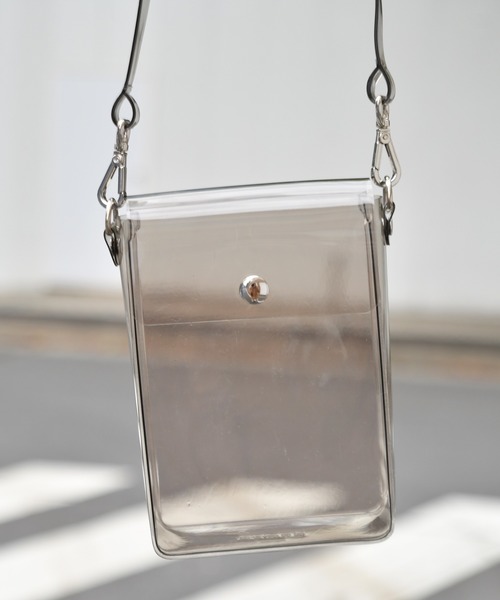 kutir（クティール）の「クリアショルダーバッグ（ショルダーバッグ・メンズ・ホワイト/チャコールグレー/ライトブルー/ラベンダー・FREE）」の10枚目の写真